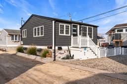 110 W Amber Jack Way - Image 3