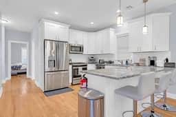 508 Bay Blvd - Image 2
