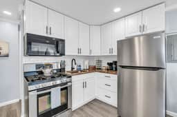 120 Blaine Ave Unit B - Image 3