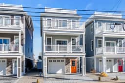 224 Sherman Ave - Image 2
