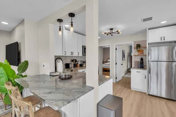 320 Franklin Ave Unit #2 - Image 1