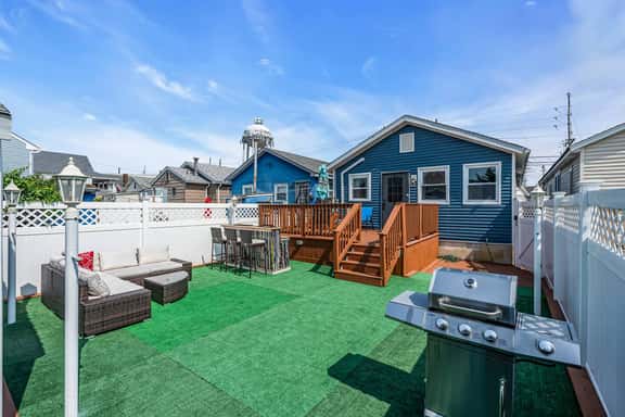 307 Grant Ave - Image 1