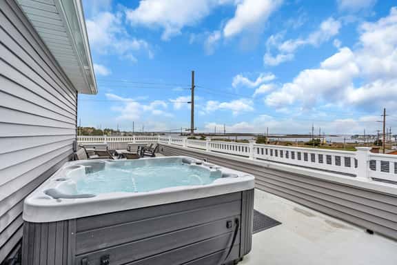 506 Bay Blvd - Image 1