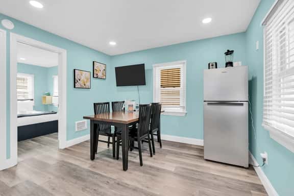 43 Franklin Ave Unit C - Image 1