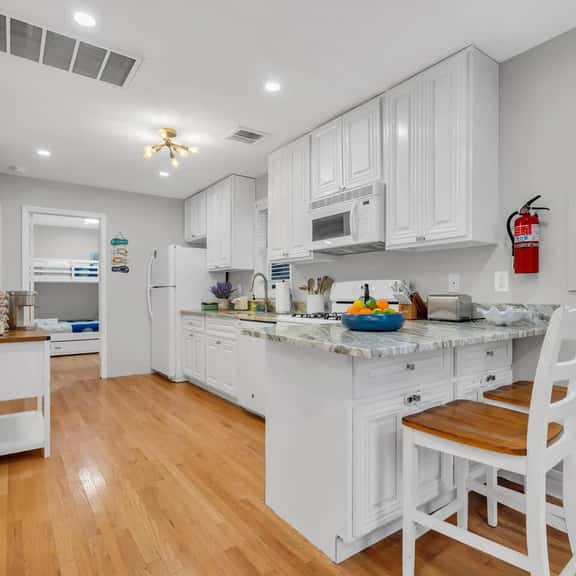 324 Sumner Unit #1 - Image 1
