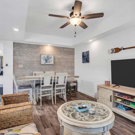 801 W Central Ave - Image 1