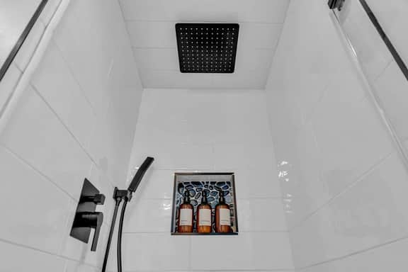 134 Blaine Unit #1 - Image 5