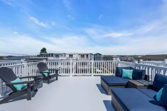 205 Kearny - Image 4