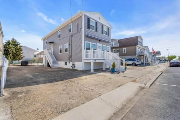 229 Carteret Unit 2 - Image 2