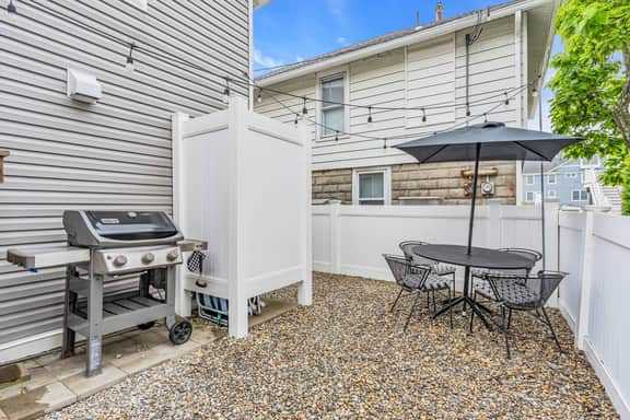 607 SW Central Ave - Image 4