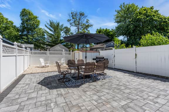 508 Burlington Ave - Image 5
