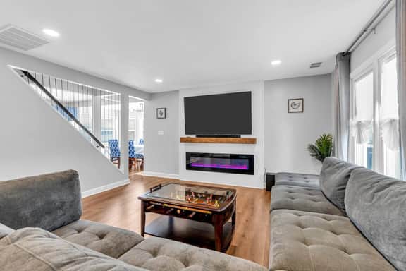 134 Blaine (Whole House) - Image 3