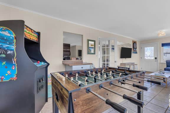209 4th Ave - Image 3