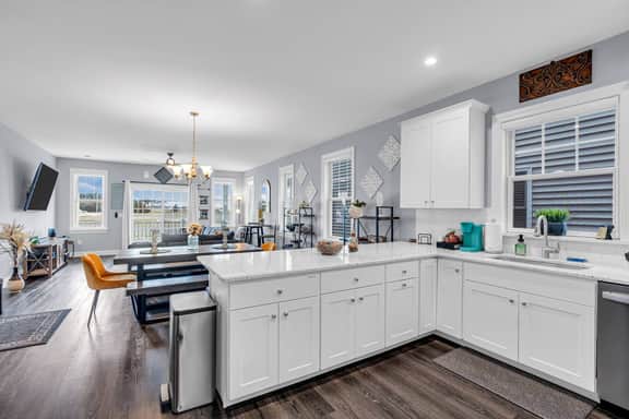 506 Bay Blvd - Image 3