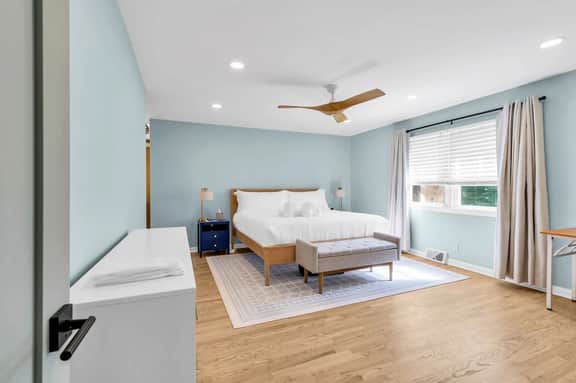 306 Madison Ave - Image 4