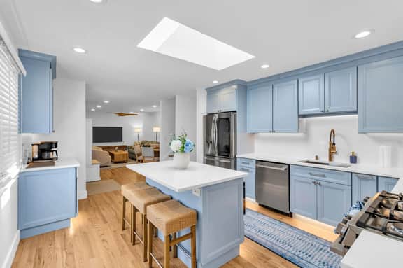 306 Madison Ave - Image 3