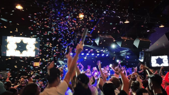 Jersey Shore Nightlife: Bars, Clubs & Entertainment